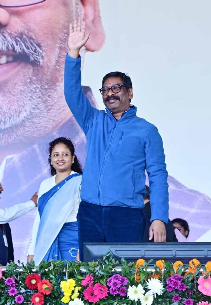 मुख्यमंत्री हेमंत सोरेन ने नवचयनित 1910 पदाधिकारियों, कर्मचारियों को दिए नियुक्त