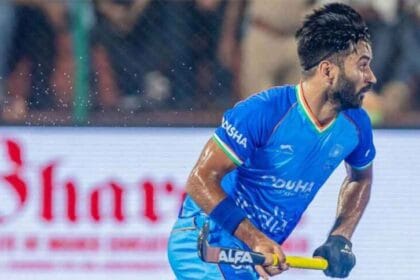 टीम इंडिया हॉकी में बड़ा झटका, मनप्रीत सहित 3 खिलाड़ियों की छुट्टी