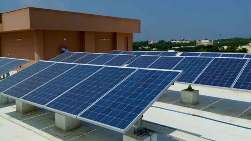 रूफ-टॉप सोलर लक्ष्य से दूर बांसवाड़ा, PM सूर्यघर योजना में 11.47% ही उपलब्धि