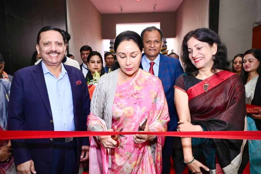 जलरंगों में साकार होती संवेदनाएं कल्पना से परे- दिया कुमारी