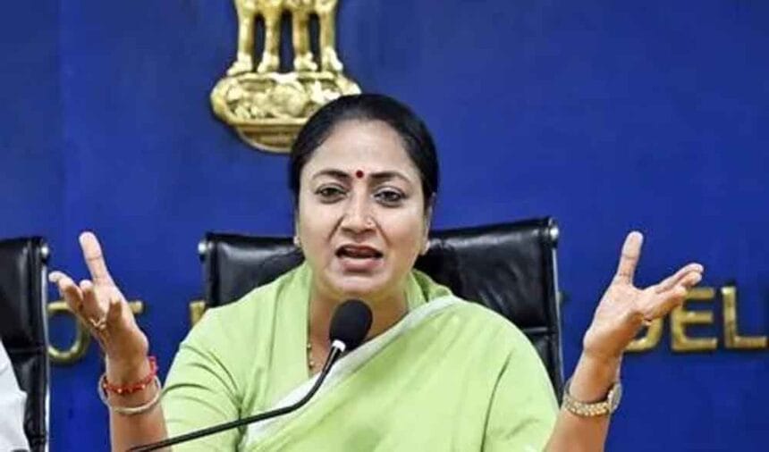 भारत को नीचा दिखाने वालों की सोच अधूरी है— दिल्ली शब्दोत्सव 2026 में सीएम रेखा ग