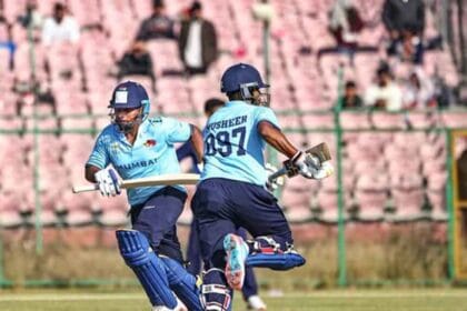 15 गेंदों में फिफ्टी! सरफराज खान ने अभिषेक शर्मा को जमकर कूटा, पंजाब पस्त