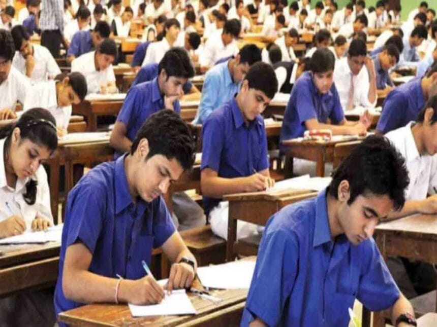 स्कूलों में अब मिलेगा हुनर प्रशिक्षण, यूपी बोर्ड ने किया बड़ा बदलाव
