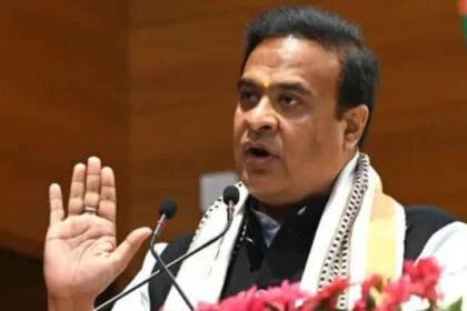 सीमा सुरक्षा सख्त: बांग्लादेश की स्थिति को लेकर असम के सीएम ने की समीक्षा बैठक