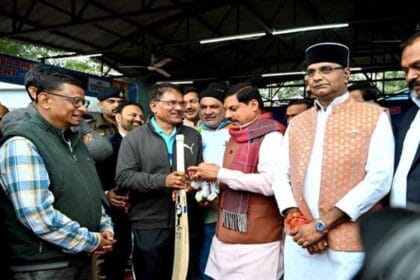 मुख्यमंत्री ने किया 31वें आईईएस- डिजिआना इंटरप्रेस क्रिकेट टूर्नामेंट का शुभारंभ