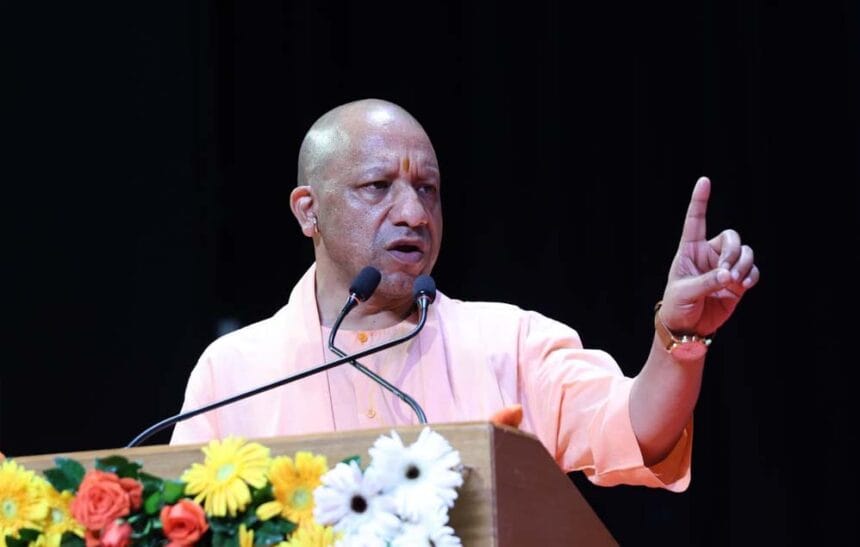 वर्ष 2024 के 17,58,930 की तुलना में वर्ष 2025 में ट्रैफिक रूल उल्लंघन के हुए 13,