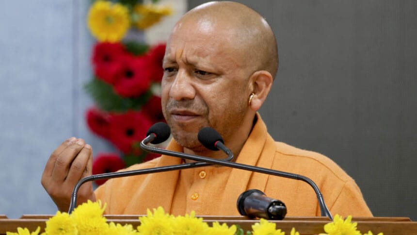 सीएम योगी की चेतावनी: ‘हिंदू एक नहीं हुए तो सर्वनाश, बांग्लादेश जैसी स्थिति हो स