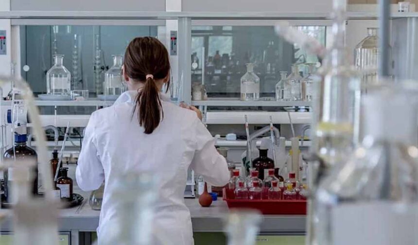 पॉलीमर साइंस में बनाएं भविष्य