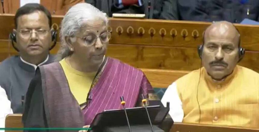 केंद्र सरकार का बड़ा ऐलान: बजट में छात्राओं के लिए हर ज़िले में गर्ल्स हॉस्टल