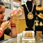 धड़ाम से गिरे सोने के दाम, 22 कैरेट सोना सस्ता हुआ, चांदी के रेट में भी गिरावट
