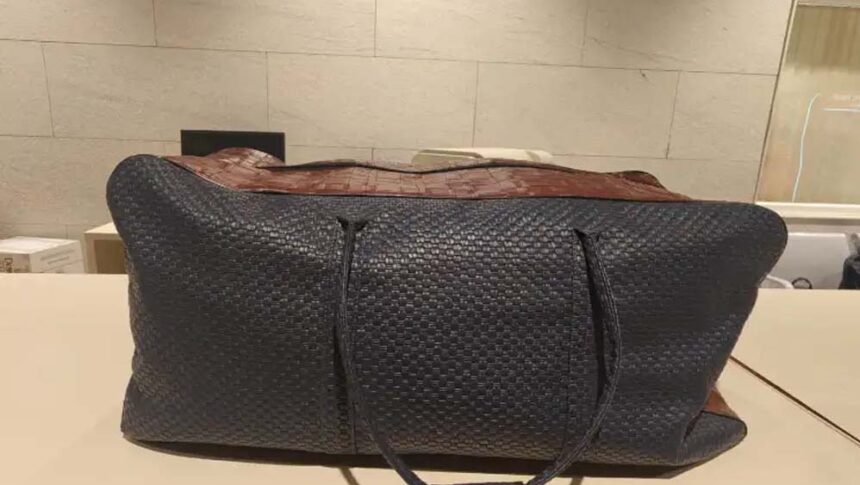 NCB की कार्रवाई: बेंगलुरु एयरपोर्ट पर पकड़ा गया ब्राजीलियन नागरिक और 4.776 किलो