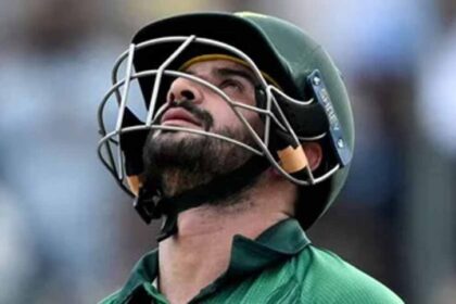 रिकॉर्ड के बराबर पहुंचे साहिबजादा फरहान, तूफानी शतक से मचाया क्रिकेट जगत में हड़