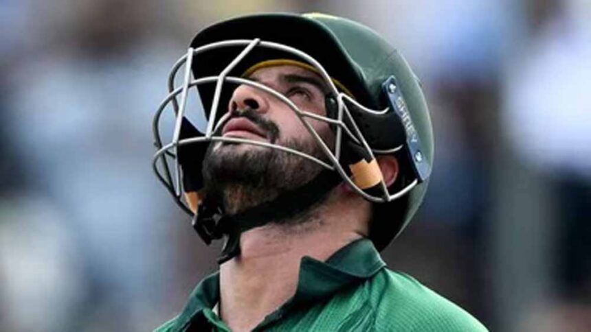 रिकॉर्ड के बराबर पहुंचे साहिबजादा फरहान, तूफानी शतक से मचाया क्रिकेट जगत में हड़