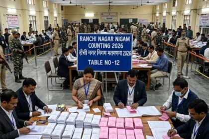 नगर निकाय चुनाव के शुरुआती रुझान: सोमवारी सोरेन बने चाकुलिया अध्यक्ष, खूंटी में