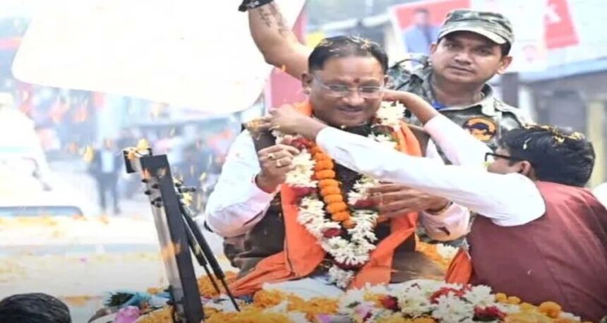 62 साल के हुए विष्णु देव साय, सीएम के जन्मदिन पर मंदिरों में हनुमान चालीसा का पा
