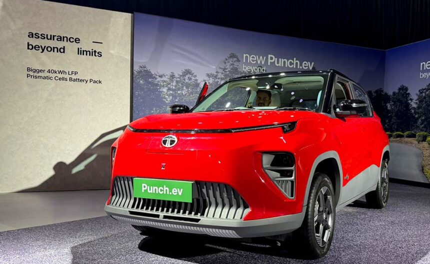 टाटा पंच ईवी फेसलिफ्ट भारत में आई, 355 किमी की रेंज का दावा
