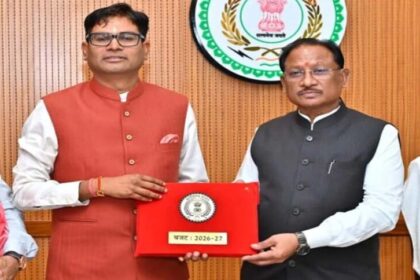 छत्तीसगढ़ का 1.72 लाख करोड़ रुपये का बजट 2026-27 के लिए पेश, किसानों की आय में ह