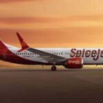 स्पाइसजेट फ्लाइट की इंजन फेल होने के बाद दिल्ली में इमरजेंसी लैंडिंग, सभी यात्री