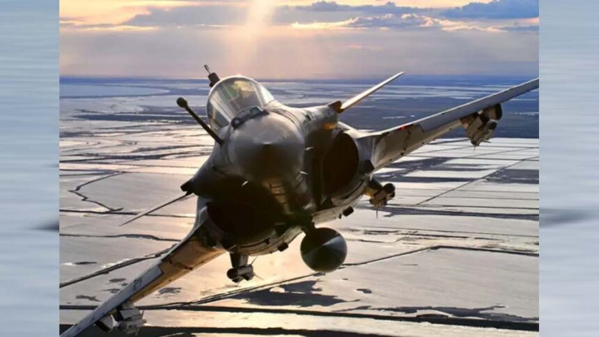 भारत में राफेल बनाने के बाद सरकार बेचेगी, समझें डील की शर्तें