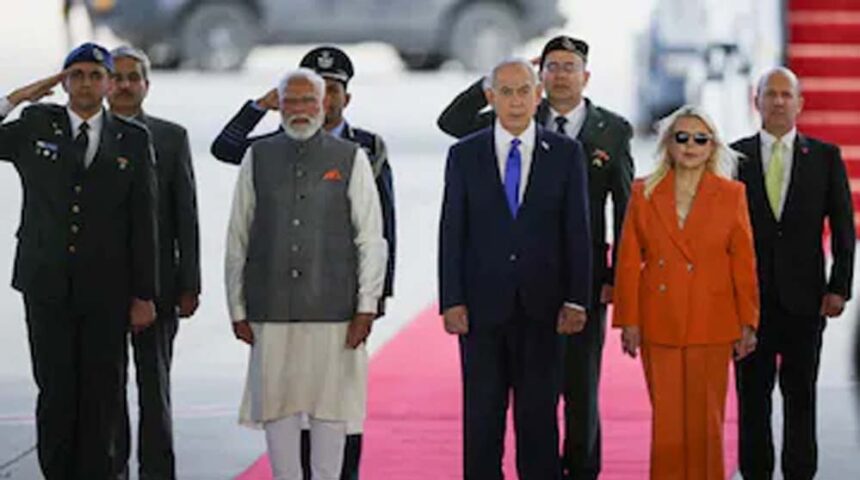 पीएम मोदी के इजरायल आगमन पर गूंजा राष्ट्रगान, नेतन्याहू ने किया शानदार वेलकम