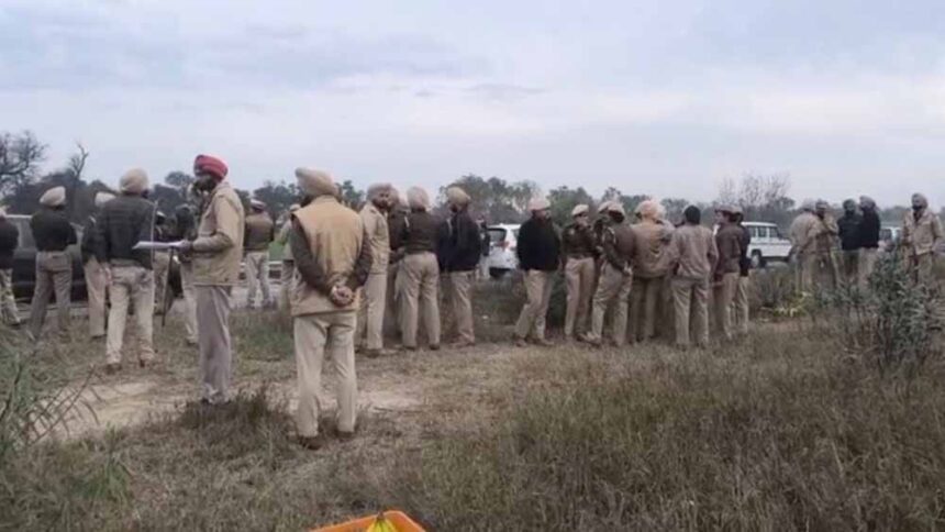 डीसी दफ्तर की ओर बढ़ते किसानों पर पुलिस की कार्रवाई, झड़प के बाद छोड़े गए आंसू ग