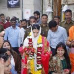 उज्जैन में बाबा महाकाल की शरण में पहुंचीं जैकलिन फर्नांडीस, मंदिर परिसर में दिखा