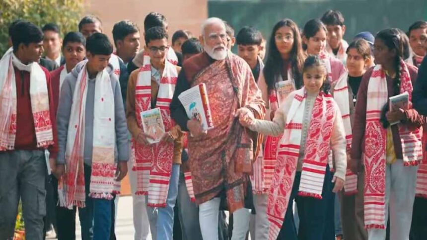 “आप 75 के हो गए,” पर पीएम मोदी ने जवाब दिया, “अभी तो 25 बाकी हैं”