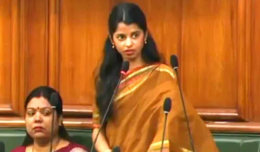 ‘मंत्री जी का जवाब संतोषजनक नहीं था’, विधानसभा में मैथिली ठाकुर ने किया पलटवार