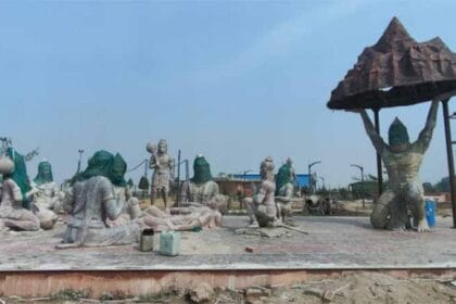 गुप्तारघाट पर रावण वध, हनुमान व जटायु स्टेच्यू तैयार