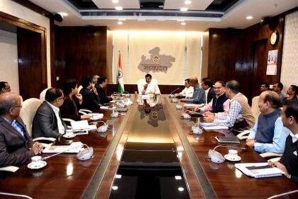 बजट प्रस्तावों में सभी क्षेत्रों और वर्गों के विकास तथा कल्याण का रखा गया है ध्य