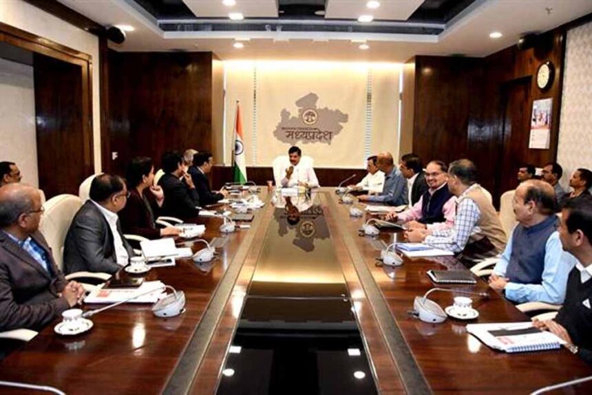 बजट प्रस्तावों में सभी क्षेत्रों और वर्गों के विकास तथा कल्याण का रखा गया है ध्य