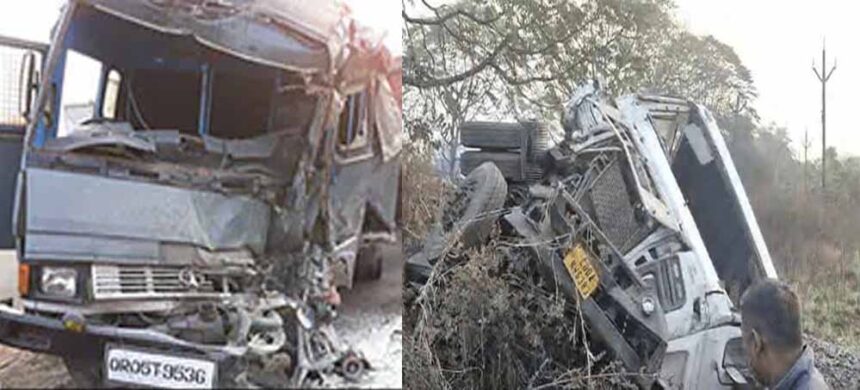 ओडिशा में ट्रेलर की टक्कर से 5 पुलिस जवानों की मौत और 3 की हालत नाजुक