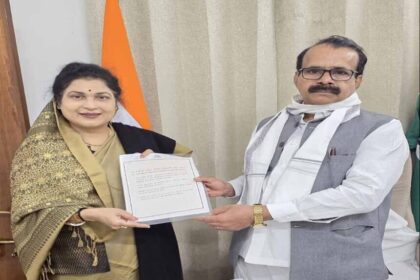 केंद्रीय राज्यमंत्री कुरियन से राज्यमंत्री  कृष्णा गौर ने की भेंट