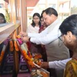 छात्रों को प्रोत्साहन: स्वामी आत्मानंद उत्कृष्ट हिंदी विद्यालय एनसीडीसी के 68 वि