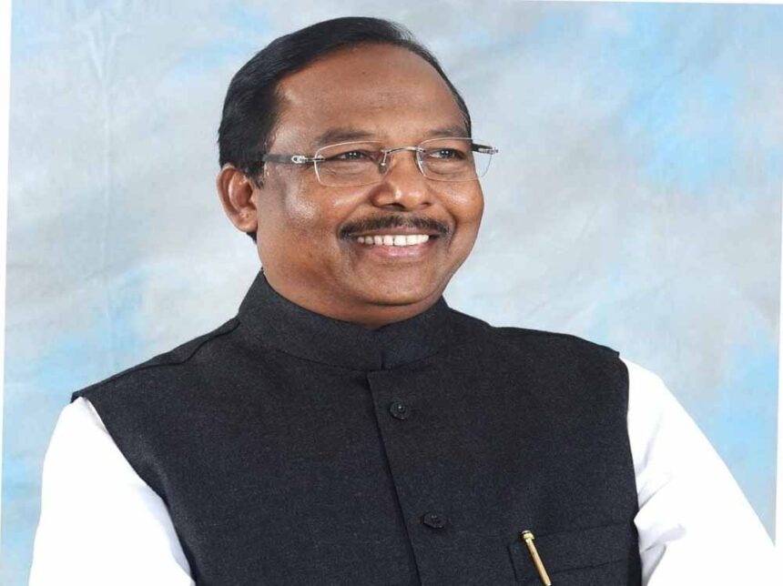 विचार नेताम  कमजोर वर्गों के विकास को समर्पित है ‘संकल्प’ बजट – राम विचार नेताम