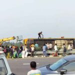 पूर्वांचल एक्सप्रेस-वे पर भीषण दुर्घटना: लखनऊ में बस पलटने से मचा हड़कंप, कई घाय