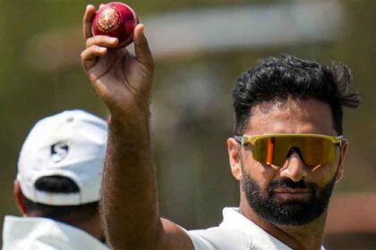 आकिब नबी का कहर, रणजी में 60 विकेट और 7 फाइफर… सौरव गांगुली ने चयनकर्ताओं से उठा