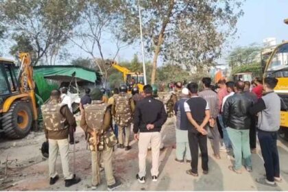 सैटेलाइट इमेज बनी सबूत, उज्जैन में पंच पीर मजार क्षेत्र से हटाया गया पुराना अतिक