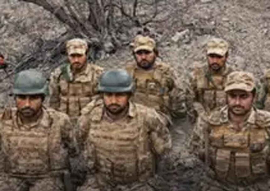 रोते-बिलखते दिखे पाकिस्तानी सैनिक, BLA के वीडियो ने खोली अंदर की सच्चाई