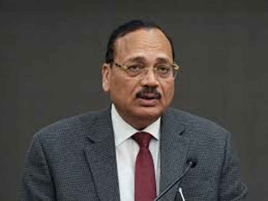 सुप्रीम कोर्ट में SIR पर तीखी टिप्पणी, CJI सूर्यकांत बोले- यह तय करना अदालत का क