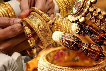 सोने की कीमतों में बड़ा शॉक! Gold 75 हजार से नीचे, जानें आज का रेट