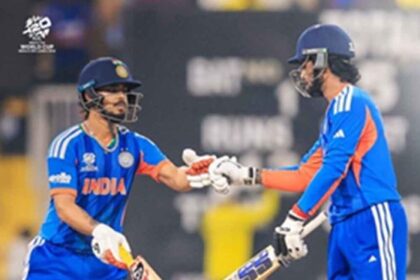 कोलंबो में हाई-वोल्टेज मुकाबला, भारत ने पाकिस्तान को दिया 176 का टारगेट