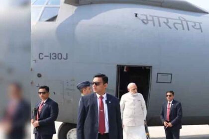 बॉर्डर पर बढ़ी भारत की ताकत, पीएम मोदी ने किया इमरजेंसी लैंडिंग स्ट्रिप का उद्घा