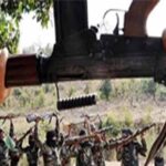 नक्सल मोर्चे पर सुरक्षा बलों को बड़ी सफलता, देवजी समेत 19 नक्सलियों का आत्मसमर्प