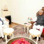 राज्यपाल पटेल से मध्यप्रदेश विधानसभा अध्यक्ष तोमर ने की सौजन्य भेंट