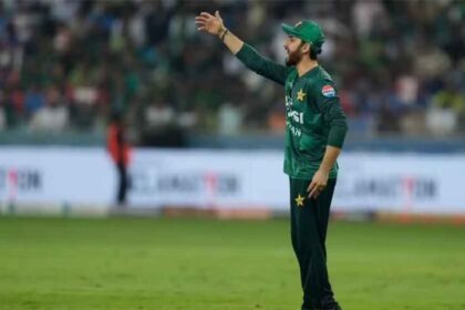 क्या बदलने वाली है कप्तानी? अफरीदी ने शादाब को बताया भविष्य का लीडर, सलमान अली प