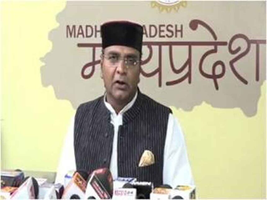 आध्यात्म के साथ सेवा ही सनातन दर्शन – मंत्री विश्वास कैलाश सारंग