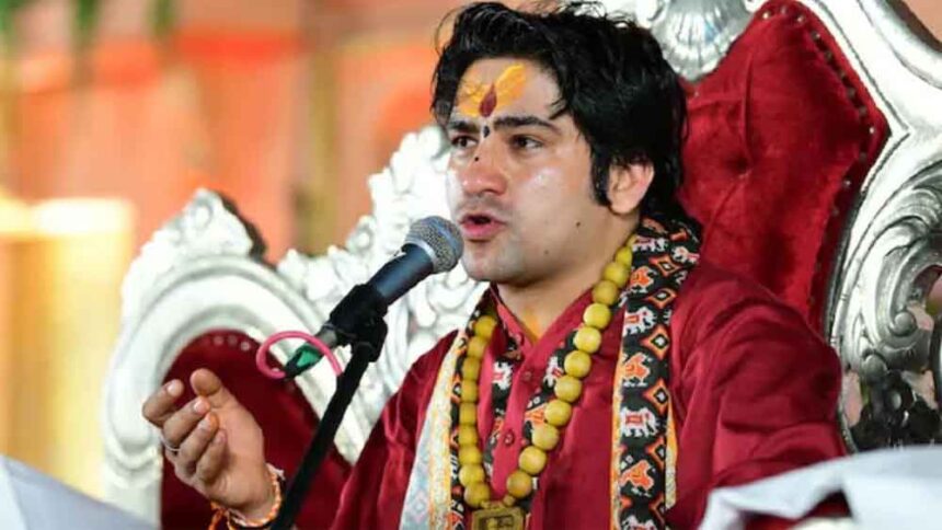 ‘उधार नहीं रखते हिसाब’—कुबेरेश्वर धाम से धीरेंद्र शास्त्री का सख्त संदेश