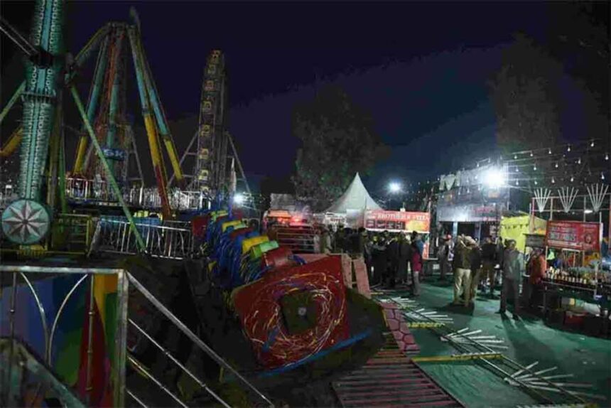 फरीदाबाद मेले में त्रासदी: झूला गिरा, इंस्पेक्टर सहित दर्जन घायल, जांच शुरू