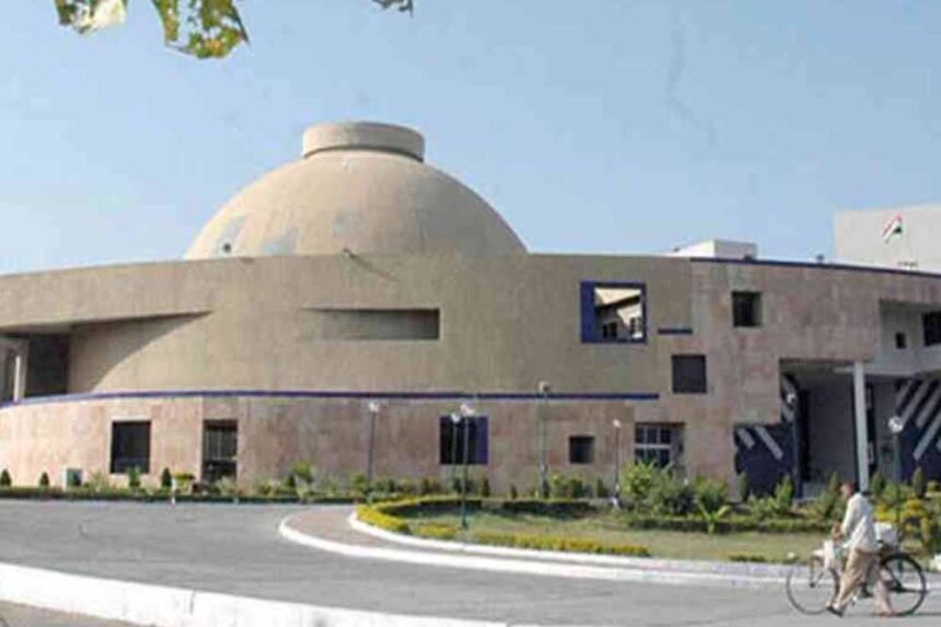 निजी विधेयक में 15 लाख तक स्वास्थ्य कवरेज का प्रस्ताव, कांग्रेस विधायक ने सरकार